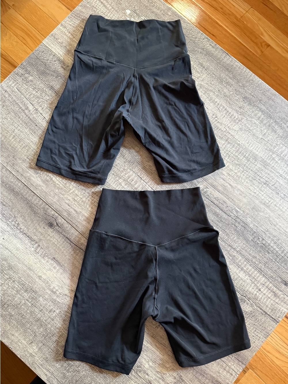 Bundle of 2 Aerie Offline black crossover bike shorts with 7" inseam. MED. - Picture 4 of 6